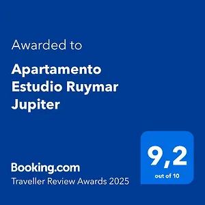 precioso-apartamento-con-zonas-de-piscinas-y-jardines.hotelsinnerja.org/